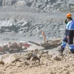 Mining-Worker-Supervising-Quarry-Operations